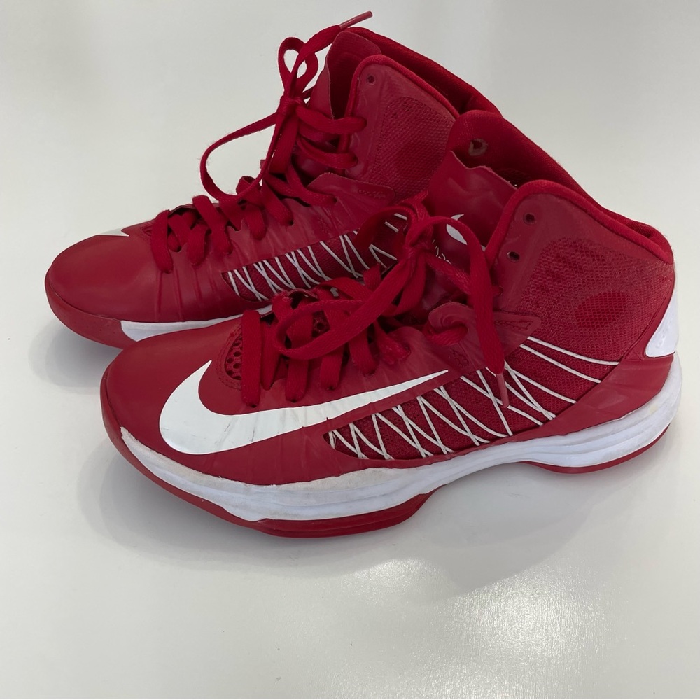 Nike Men's Red Basketball Shoes Size 7.5